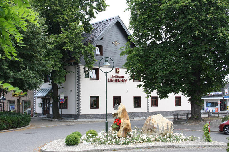 Landhotel Lindenhof Grevenbroich Exterior foto