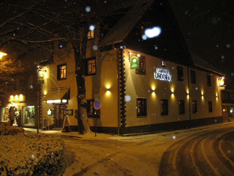 Landhotel Lindenhof Grevenbroich Exterior foto