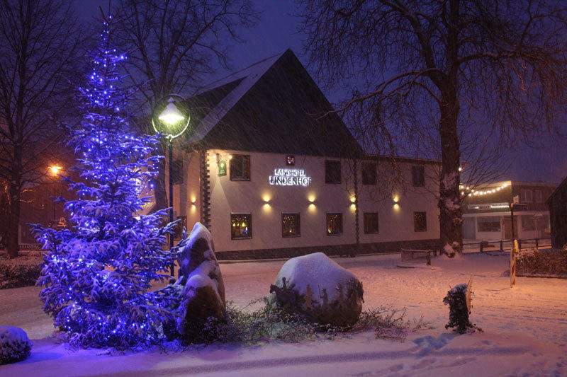 Landhotel Lindenhof Grevenbroich Exterior foto